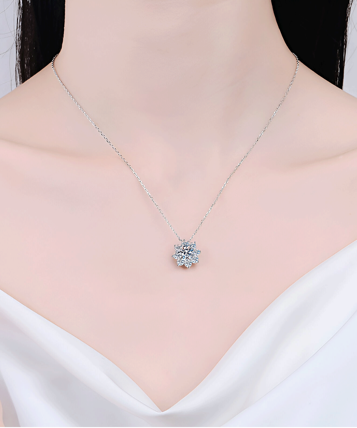 Schneeflocken Halskette Moissanit