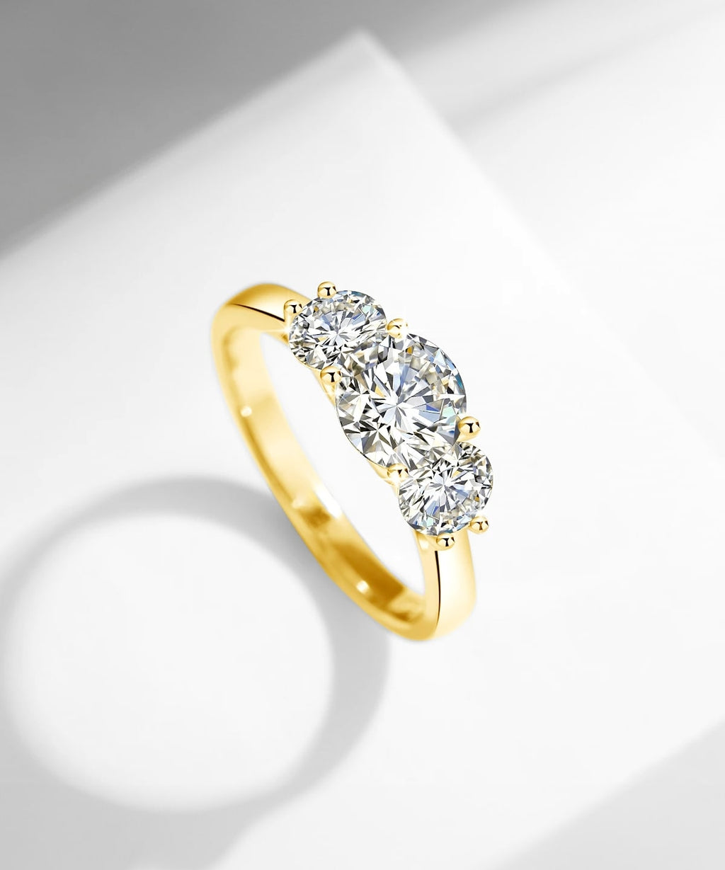 Moissanit Ring Tria - Gold